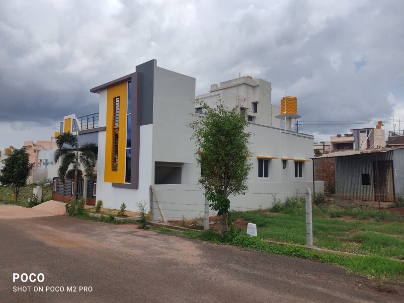 Stunning 3 BHK North-Facing House for Sale in Shindolli…-3